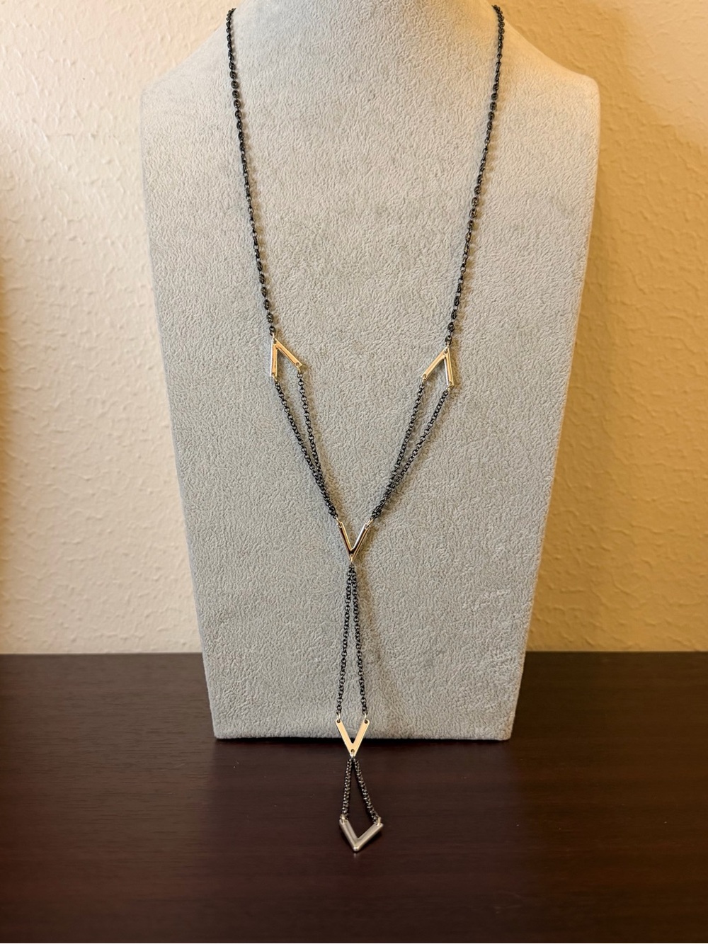 Premier Design NWOT Black Chain w/ Silver Accent Y-Shaped Necklace Coquette